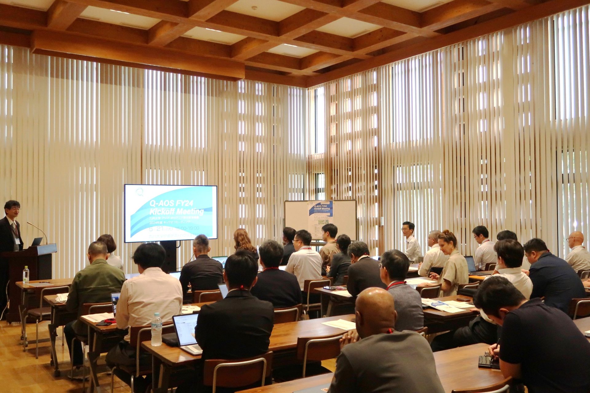 原田副機構長による開会挨拶