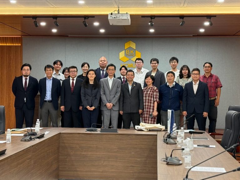 ベトナム国家大学ホーチミン校（工学）への表敬訪問